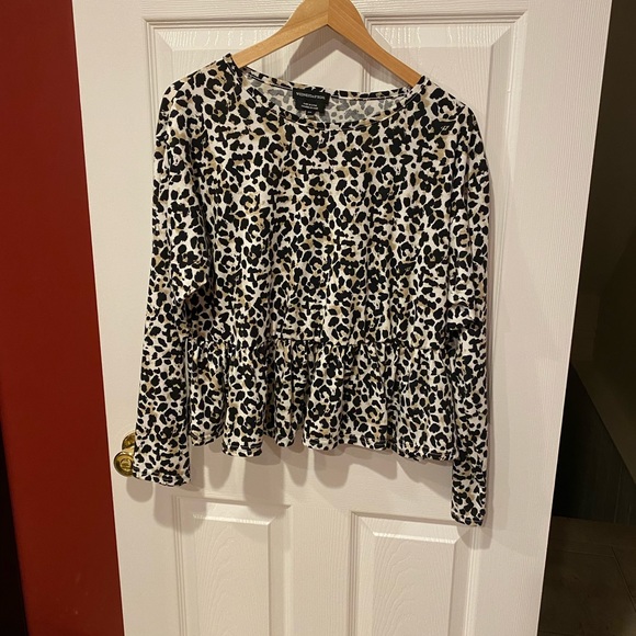 Animal Print Top - Picture 1 of 5